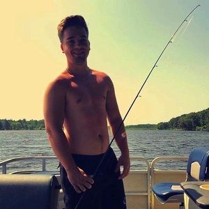 Meet your Posher, Wyatt